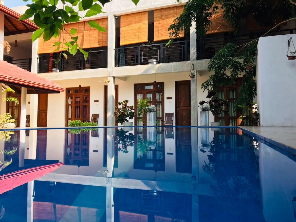 Kingcity Resort Anuradhapura Bagian luar foto